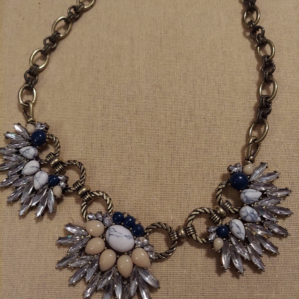 Chloe and Isabel Statement Necklace with matching earrings